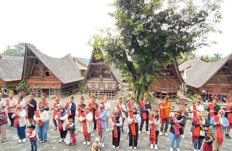 Paket Wisata Danau Toba 2 Hari 1 Malam