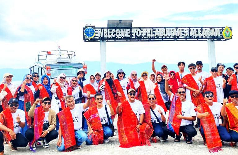 Wisata Danau Toba 02 Hari 01 Malam