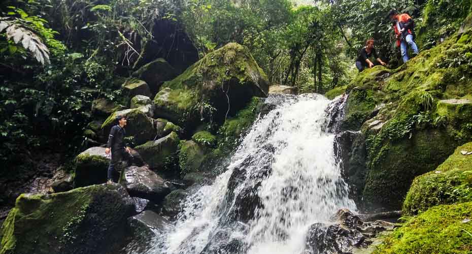 Air Terjun kembar Taman Simalem Resort