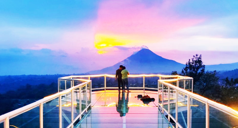 Sunset DI Bukit Gundaling