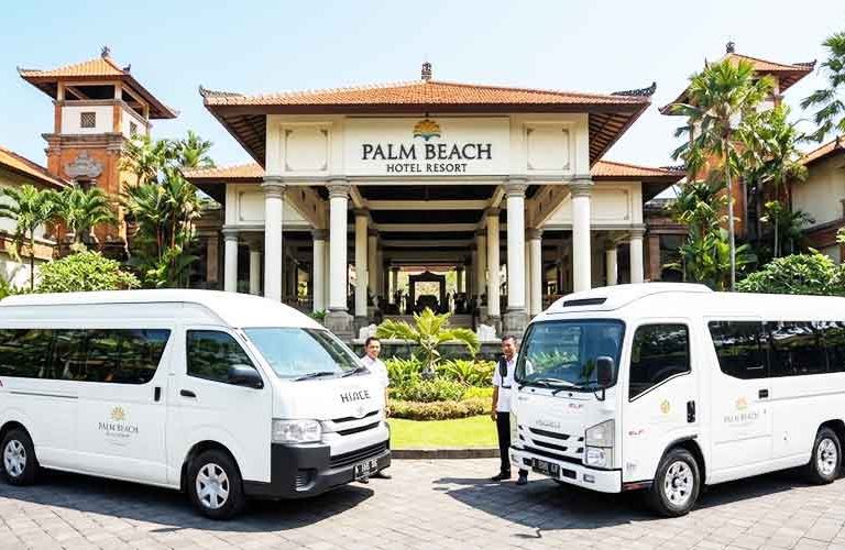 Perbandingan Elf Vs Hiace