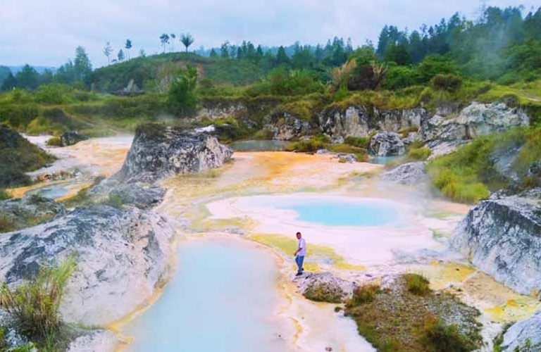 Air Panas Sipoholon Taput