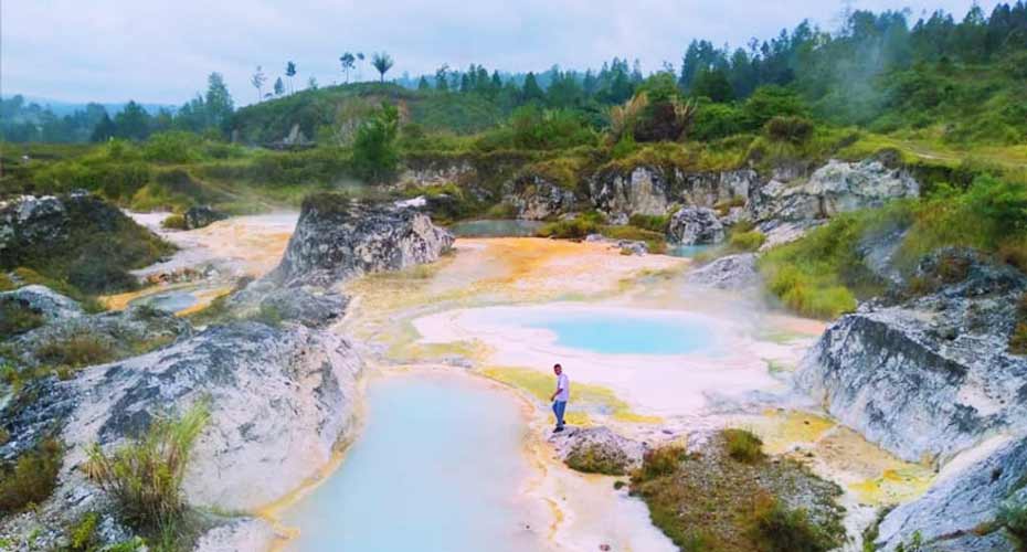 Air Panas Sipoholon Taput