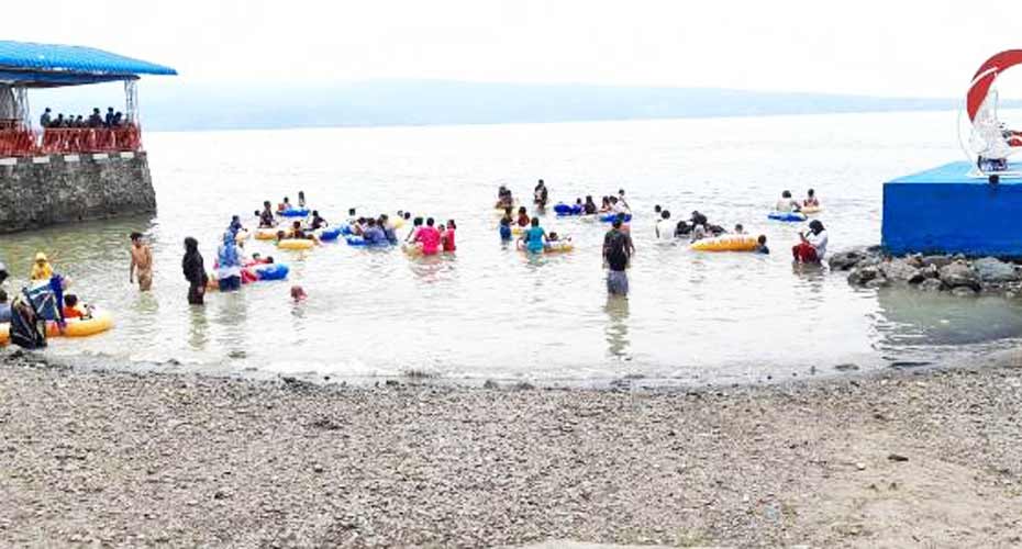 Pantai Raya