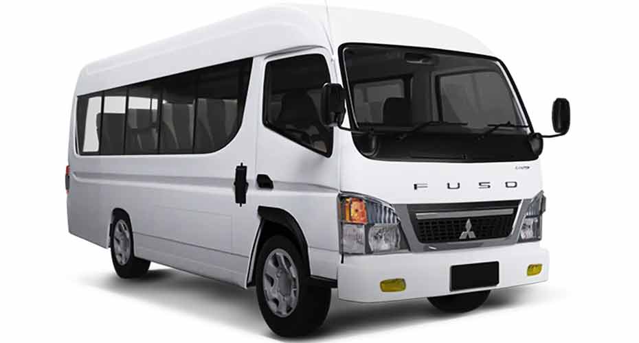 Medium Bus Canter Medan