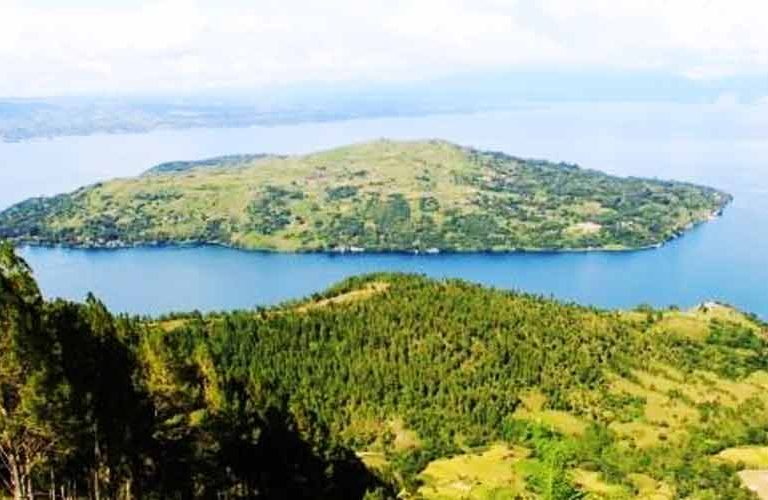 Pulau Siabndang Danau Toba