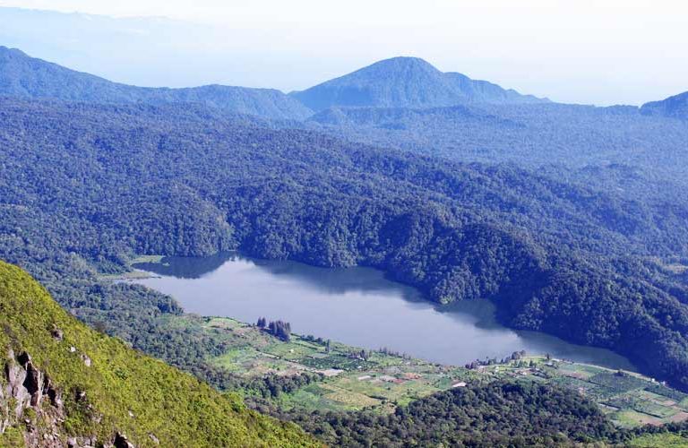 Danau Lau Kawar Kabupaten Karo