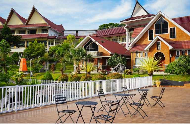 Hotel Khas Parapat