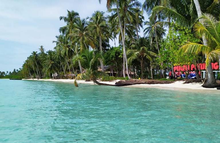 Pulau Banyak