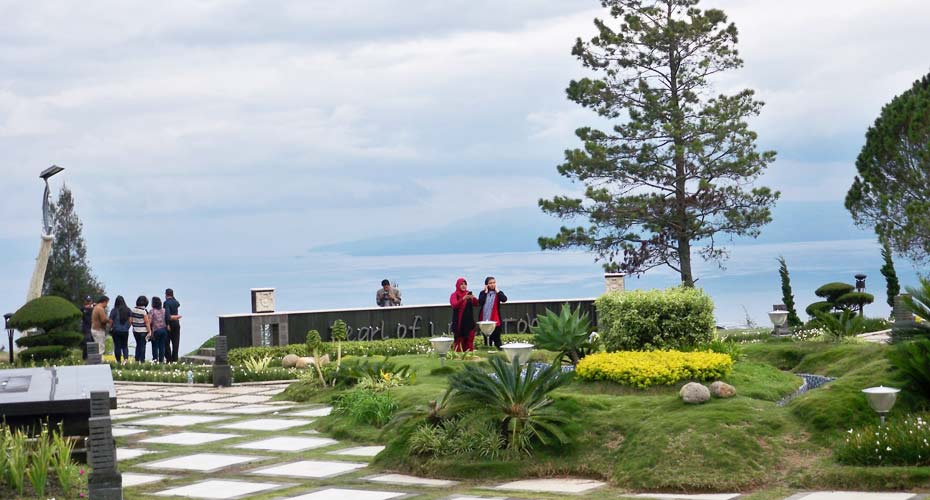 Taman Simalem Resort
