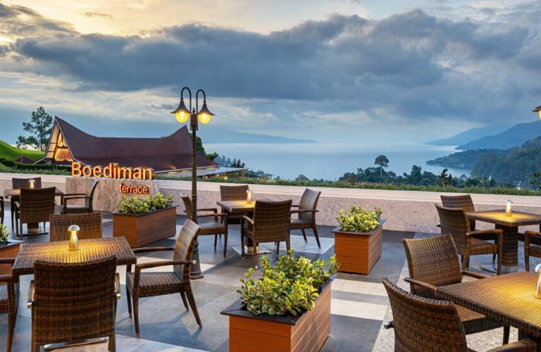 Hotel Niagara Parapat